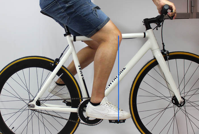 Bicycle saddle alignment