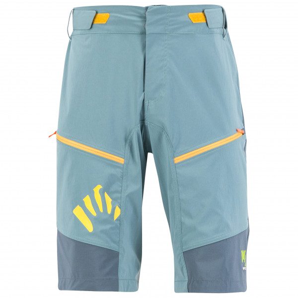 Loose outer shorts